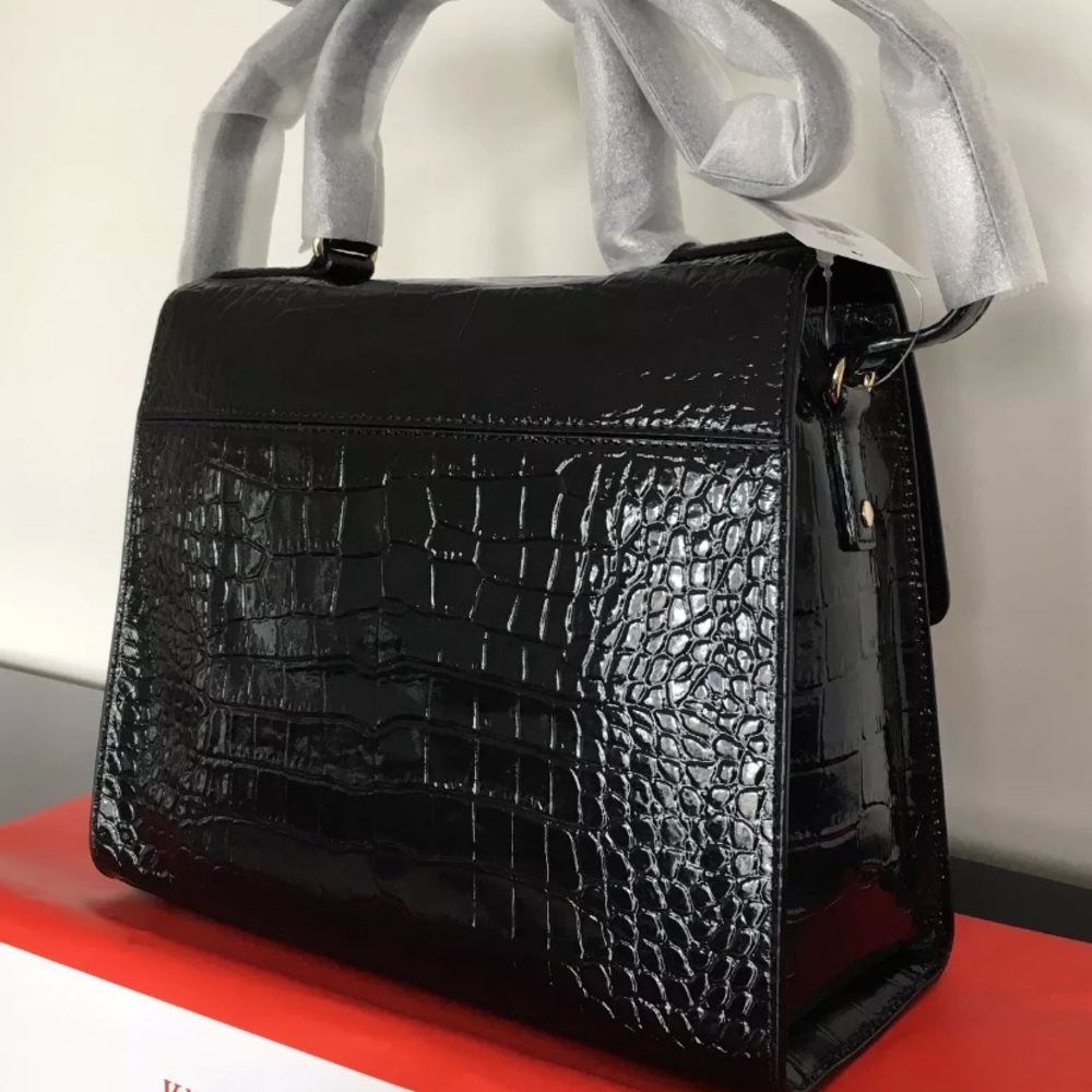⛔️SOLD⛔️Authentic Kate Spade Croc Embossed satchel - Picture 6 of 8